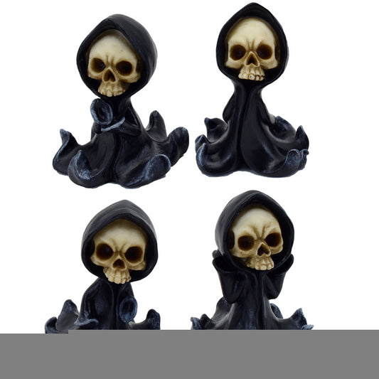 Mini Skull Decorative Ornament – The Reaper Design for Spooky Home Decor